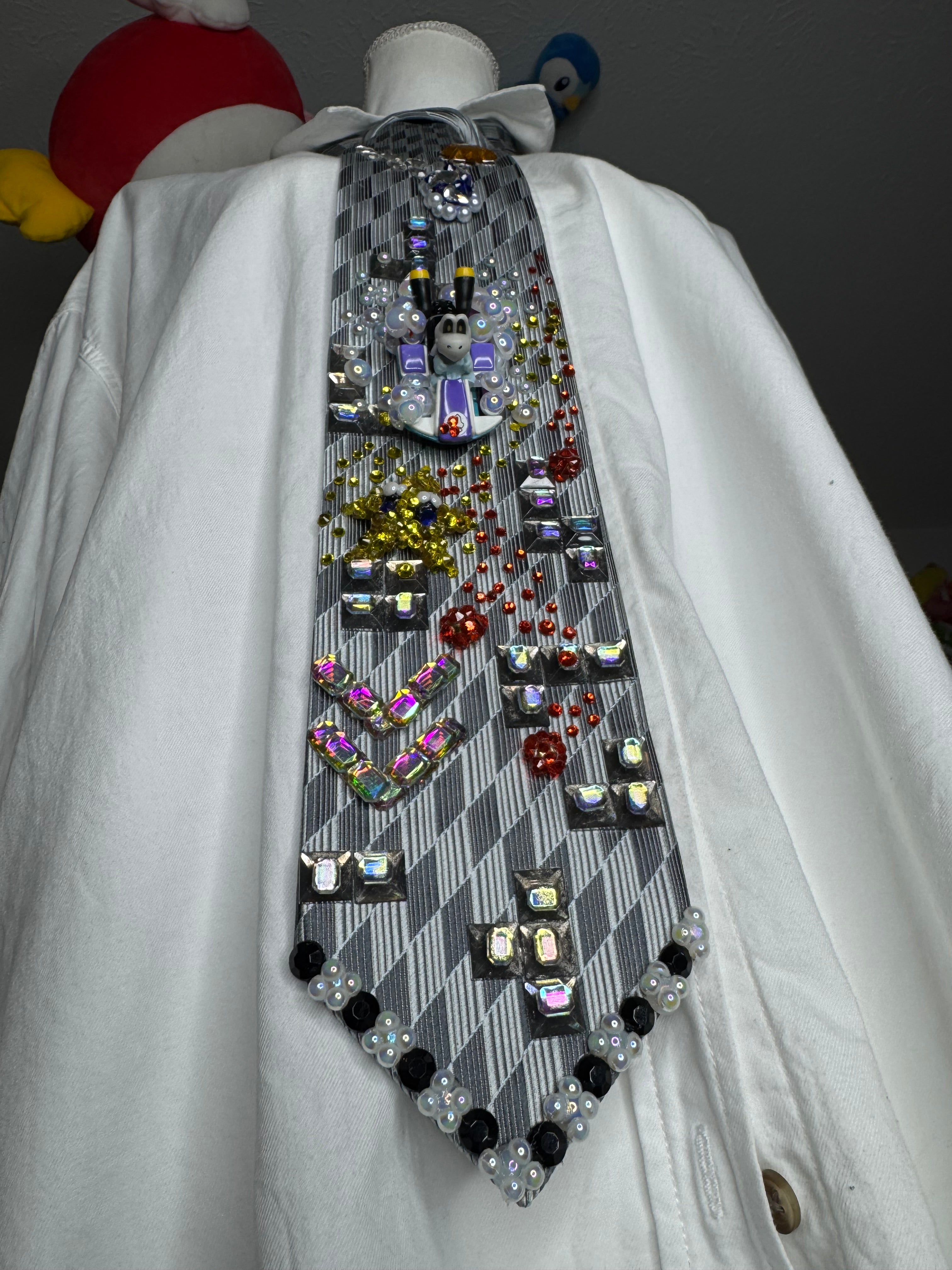 Grey Dry Bones Chasing Star and Dodging Blue Shell on Tetris Road 200cc Mario Kart Tie