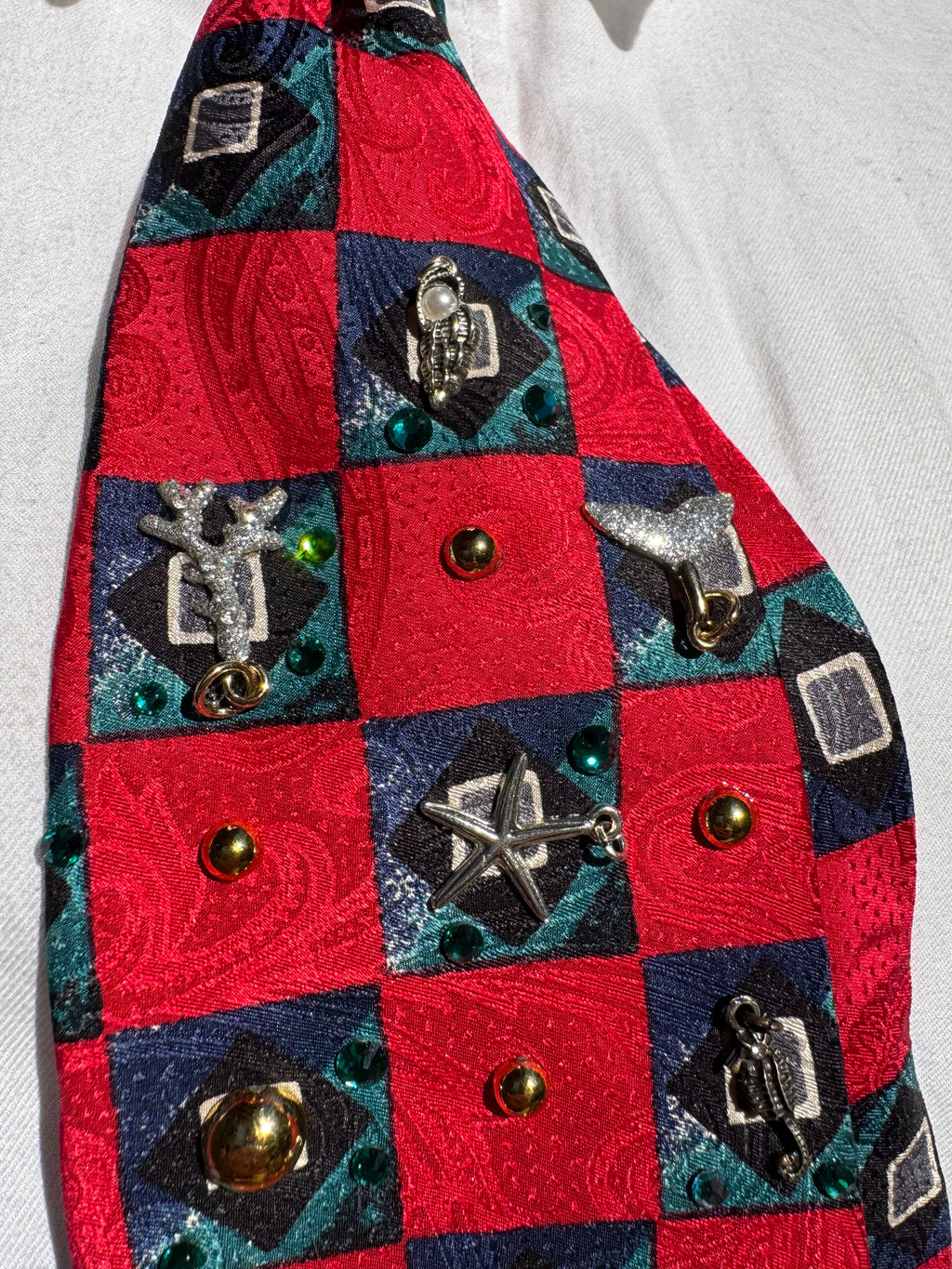 Red Checkered Retro Tropical Treasure Box Tie
