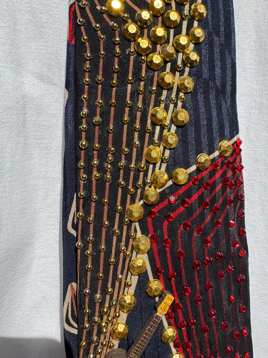 Navy Blue Guitar’s High Class Royalty Music Tie