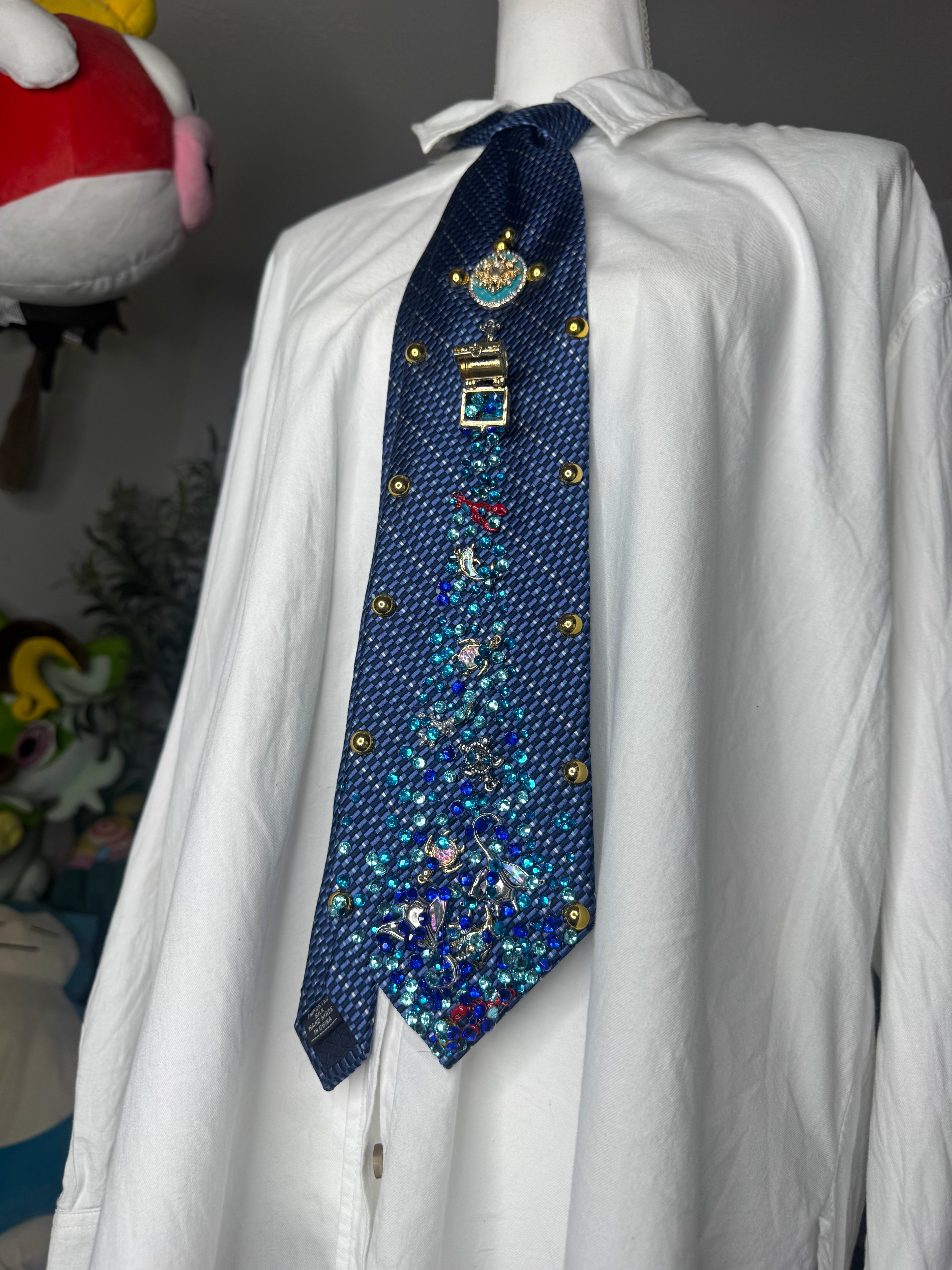 Navy Blue Tropical Treasure Box Spilling Ocean Royalty Tie