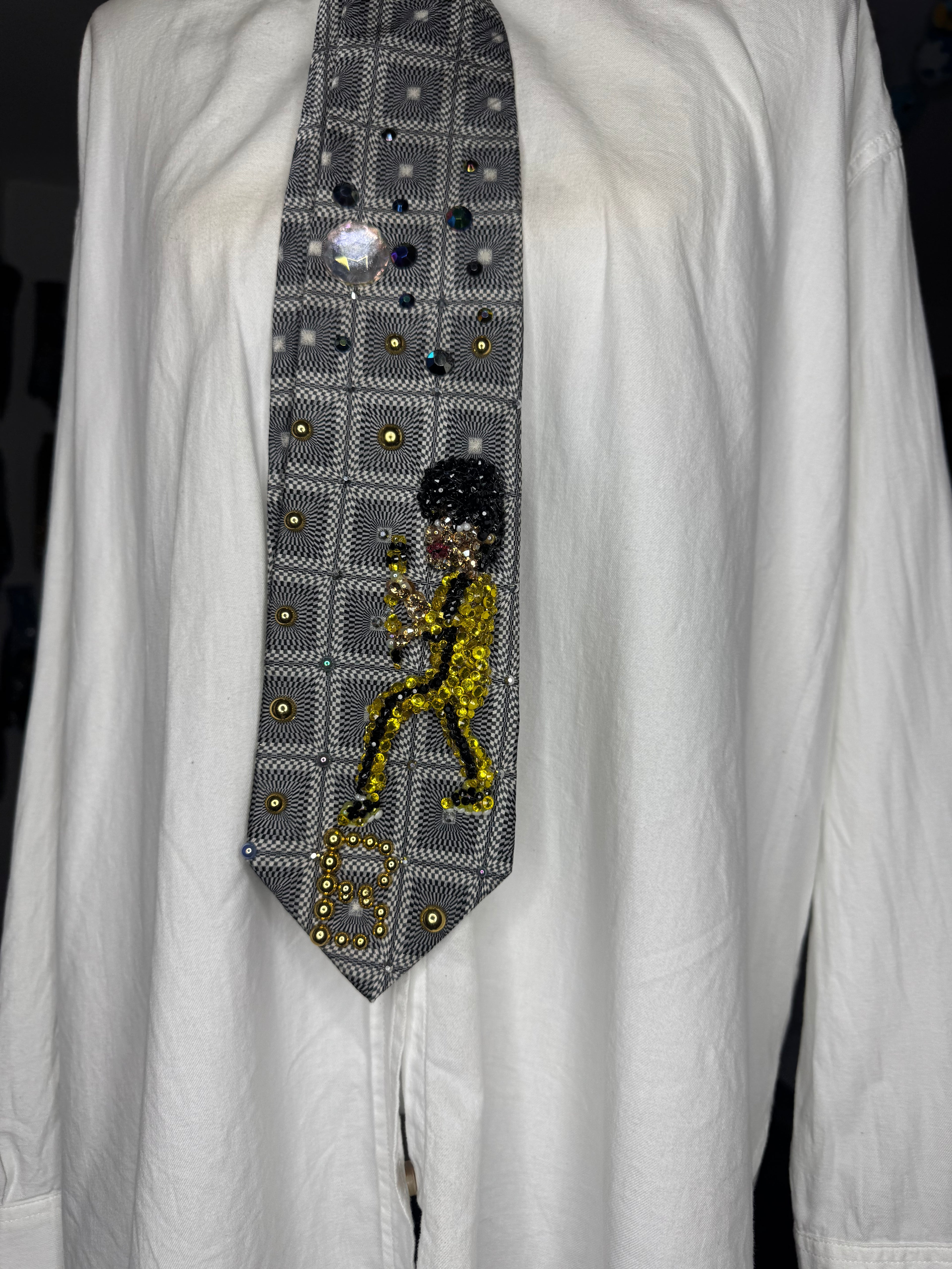 Grey Bruce Lee In Yellow Suit Fighting 1st Enemy in Tower Scene for Game of Death Movie Tie