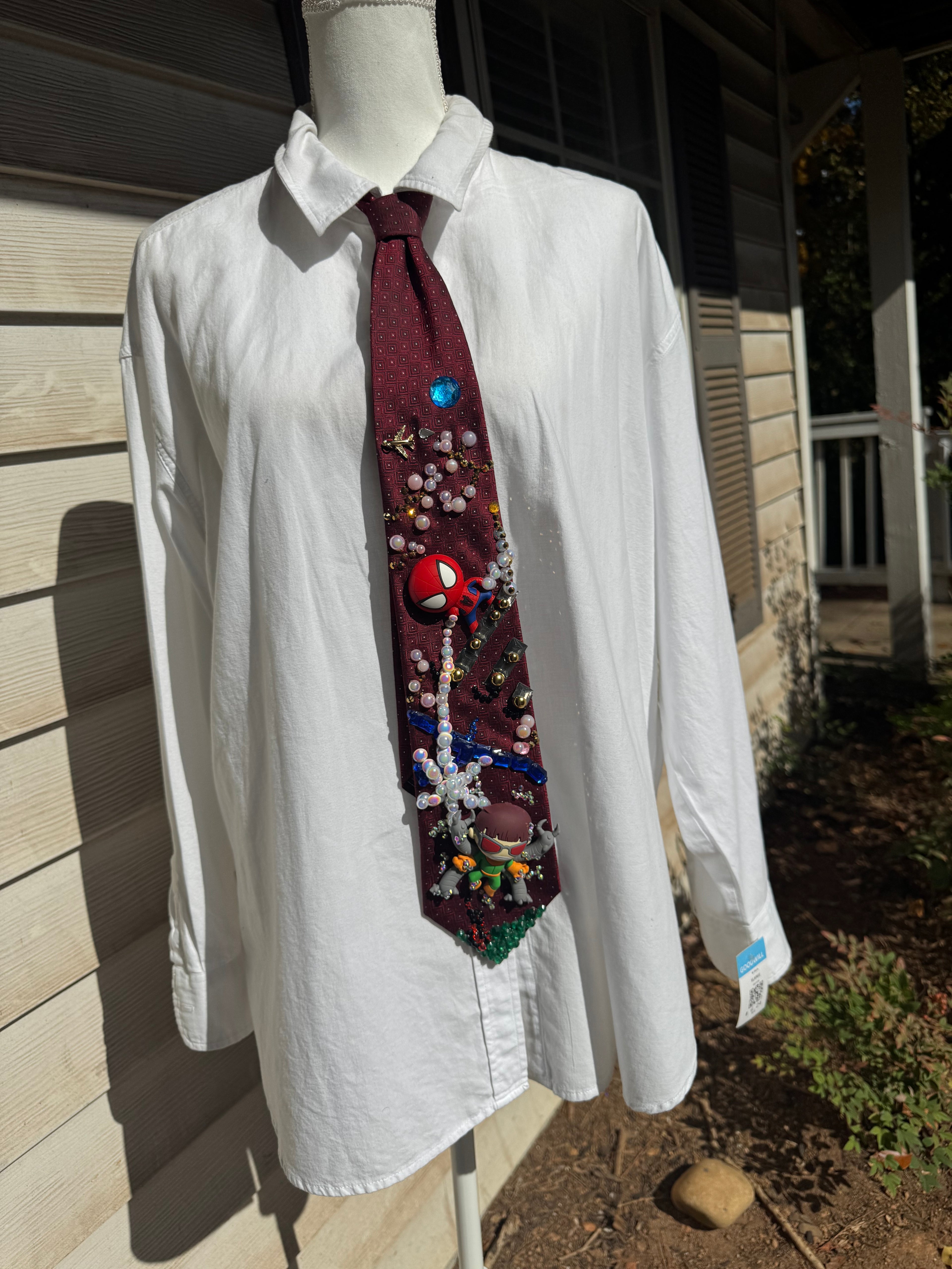 Burgundy Spiderman Webbing Doctor Octopus in Chinatown Movie Tie
