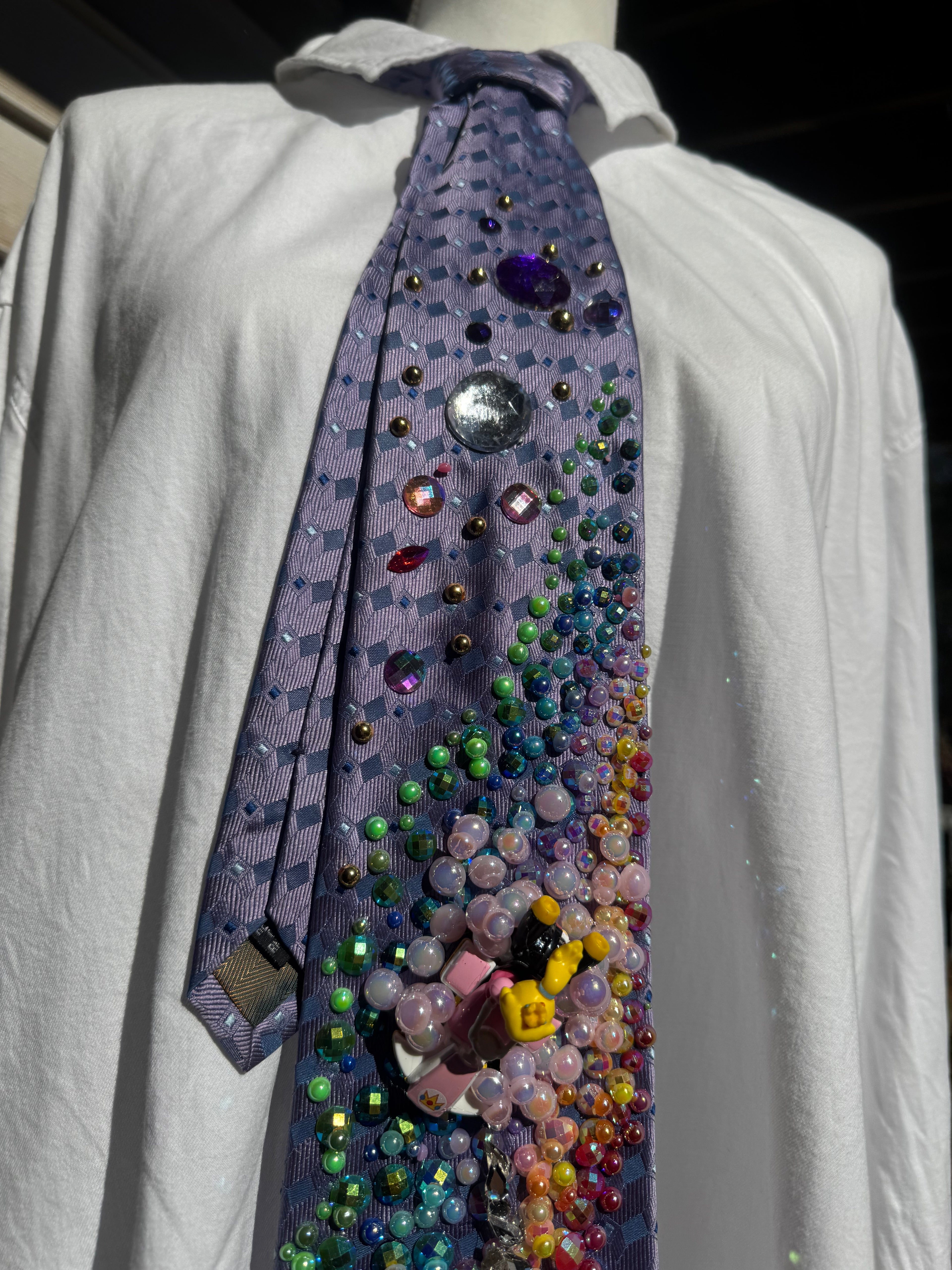 Purple Princess Peach Throwing Blue Shell on Rainbow Road 200cc Mario Kart Tie