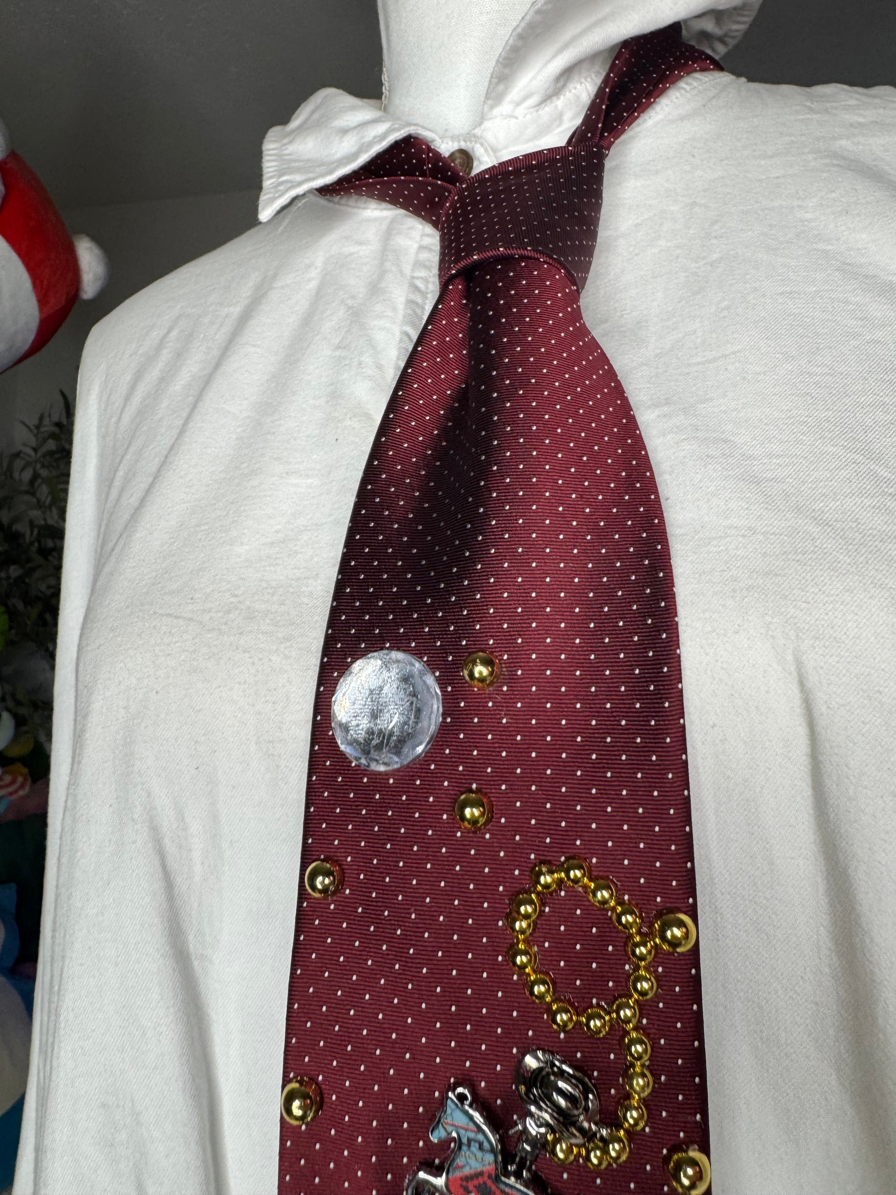 Burgundy Cowboy Lassoing Buffalo In Rodeo Show Cowboy Tie
