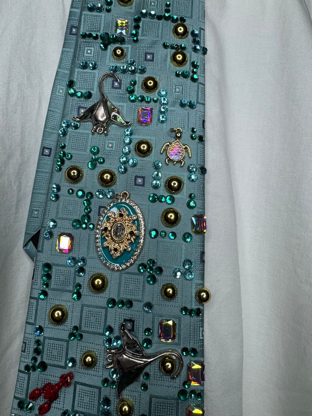 Light Blue Tropical Treasure Box Ocean Floor High Class Royalty Tie