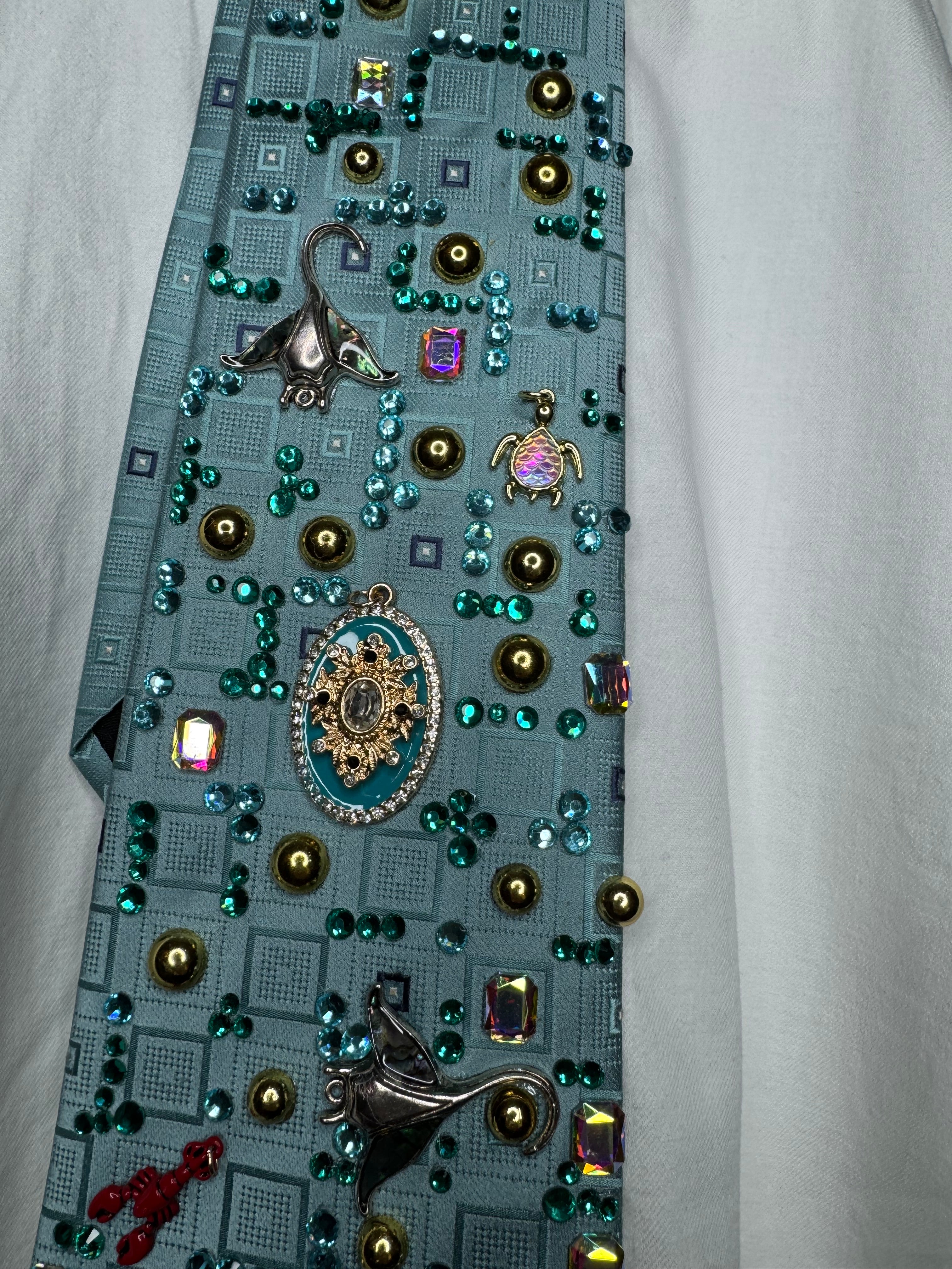 Light Blue Tropical Treasure Box Ocean Floor High Class Royalty Tie