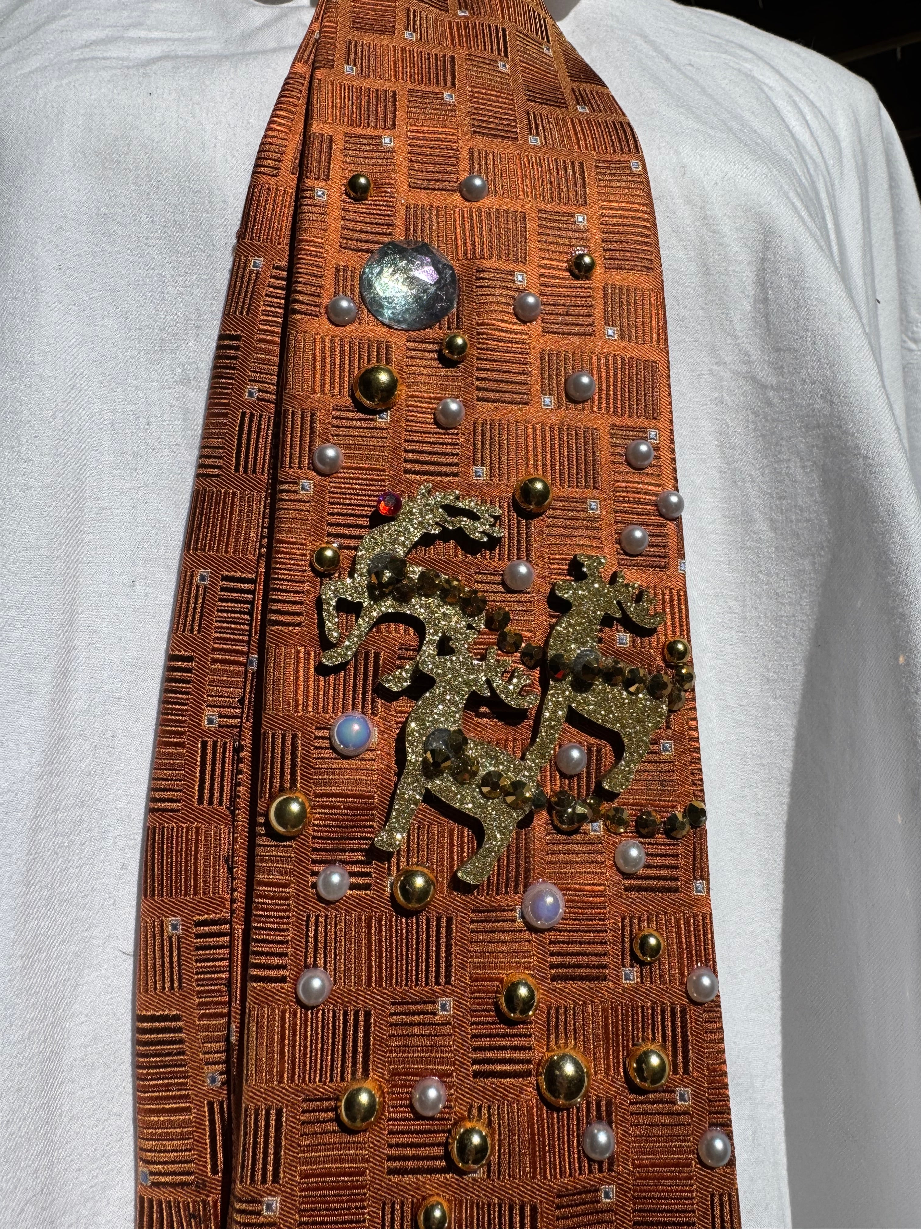 Orange C-3PO on Platform in Gold and White Snowflakes Winter Star Wars Tie