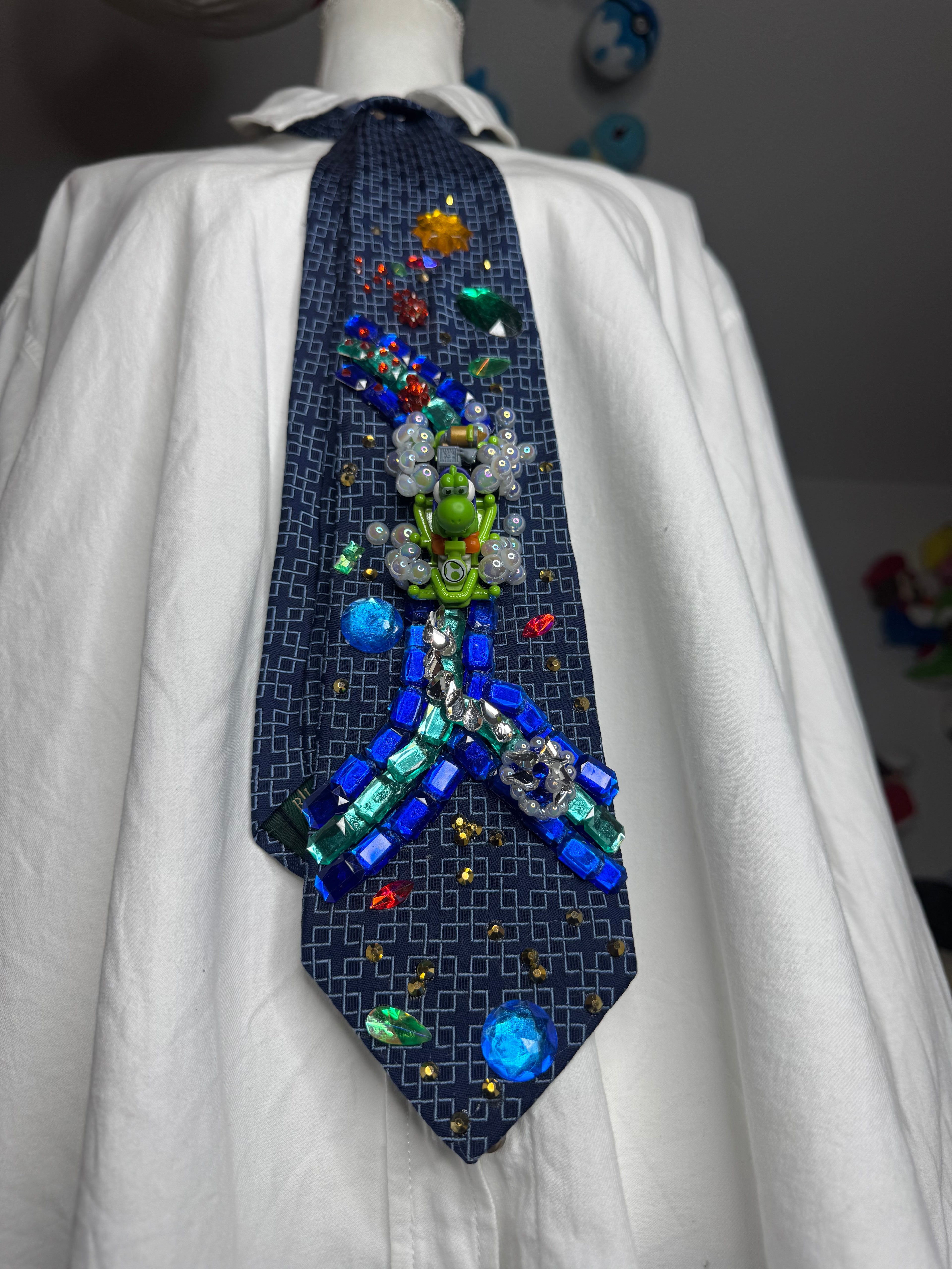 Navy Blue Yoshi Throwing Blue Shell on Icy Glacier Road 200cc Mario Kart Tie