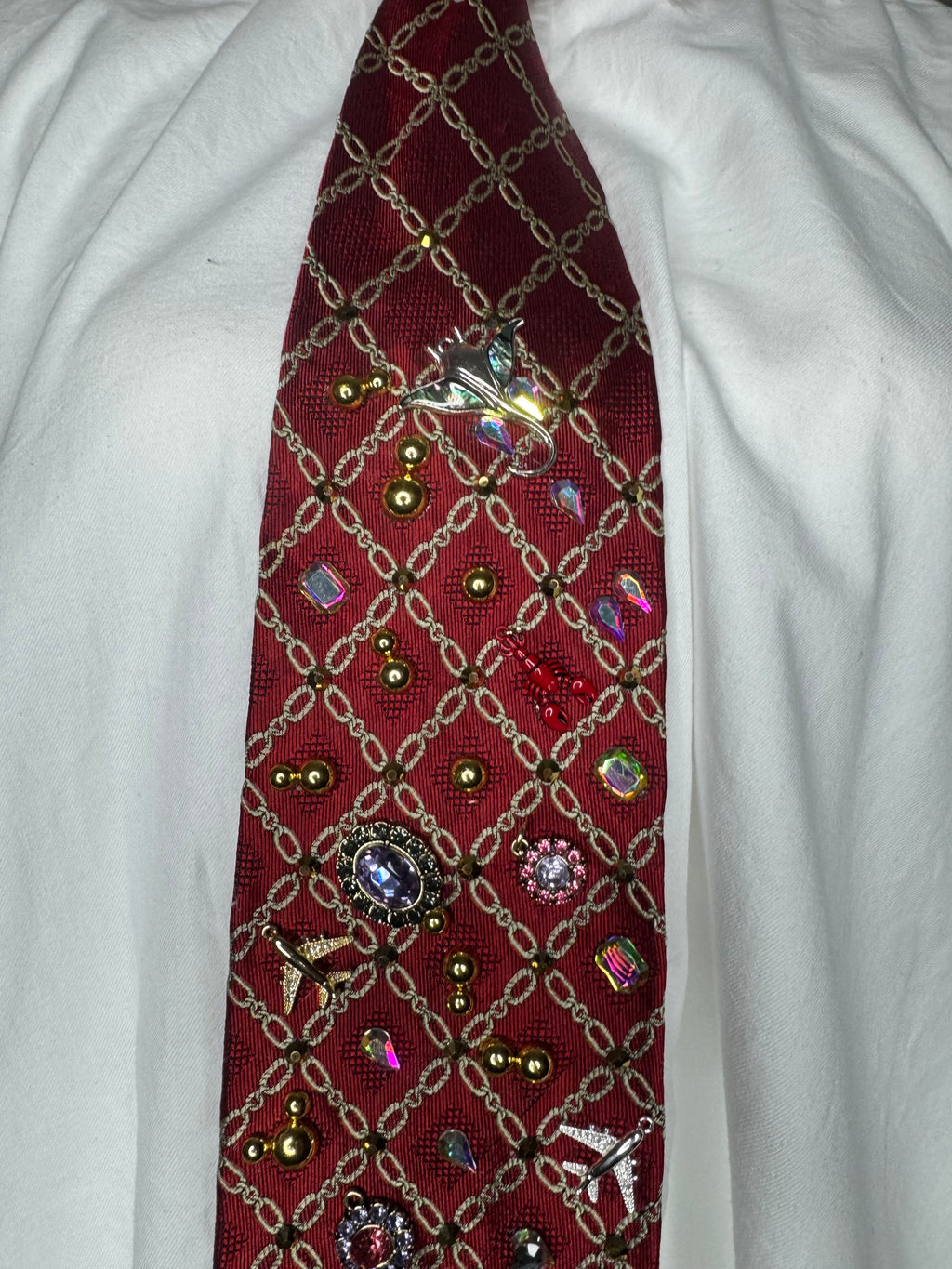 Red Gold Chains Tropical Treasure Box Tie