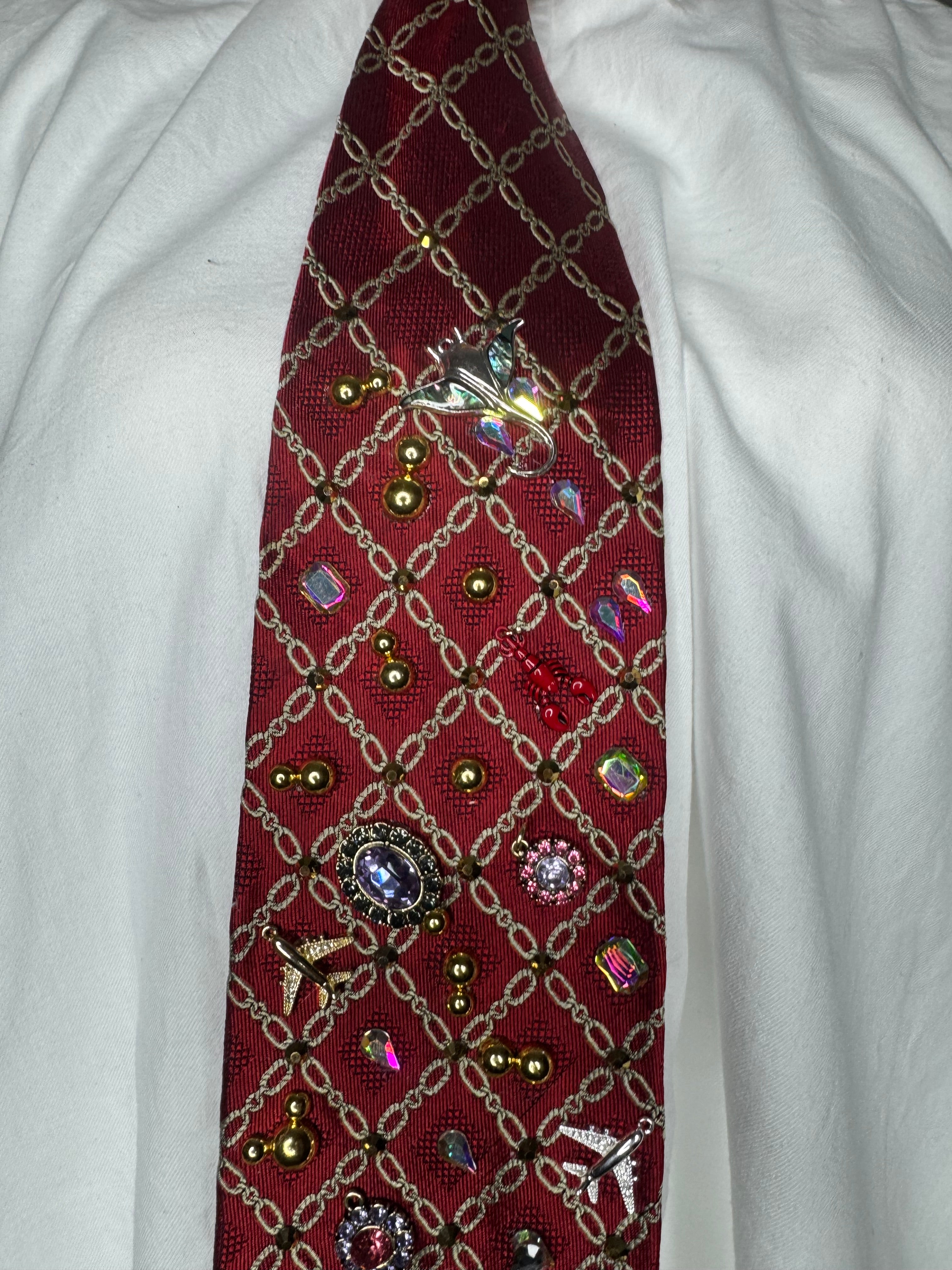 Red Gold Chains Tropical Treasure Box Tie
