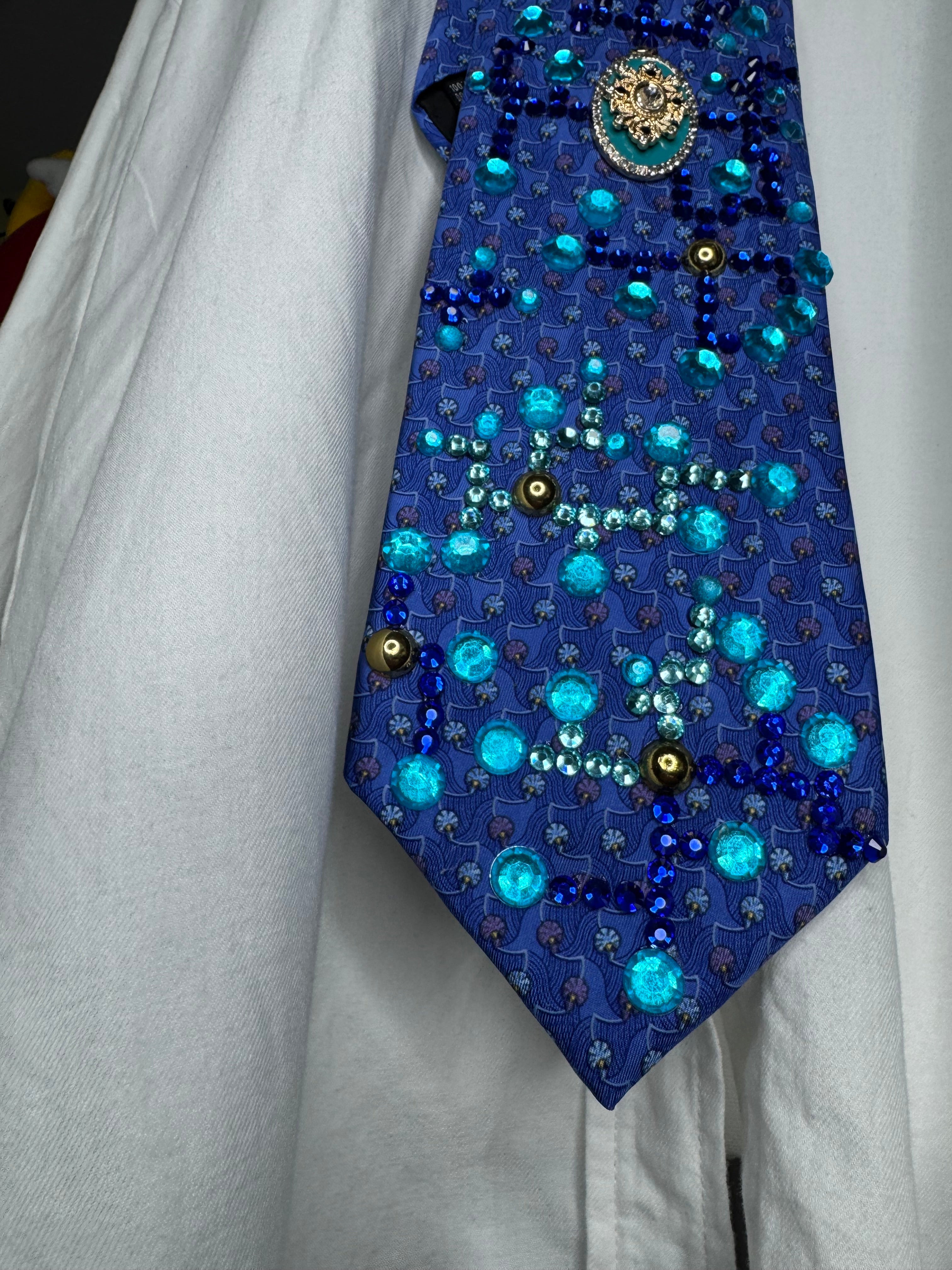 Deep Blue Aqua Droplets Tropical Treasure Box Royalty Tie