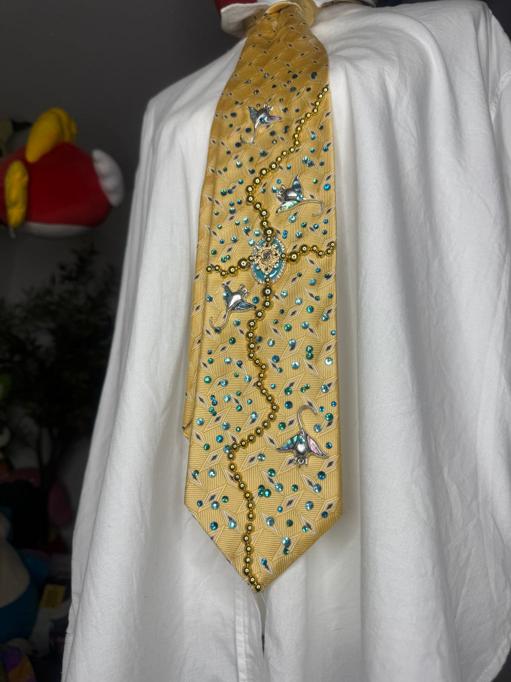 Yellow Tropical Treasure Box Of Stingrays Royalty Tie