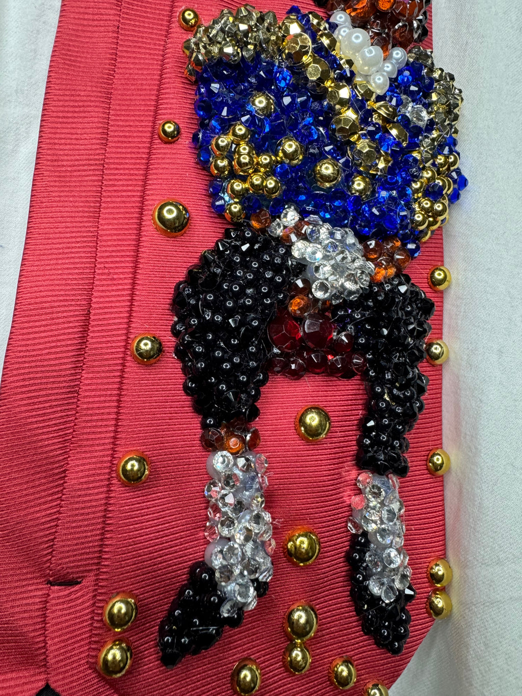 Red Michael Jackson Sitting Down On His Record Breaking Grammy Night 1984 Tie